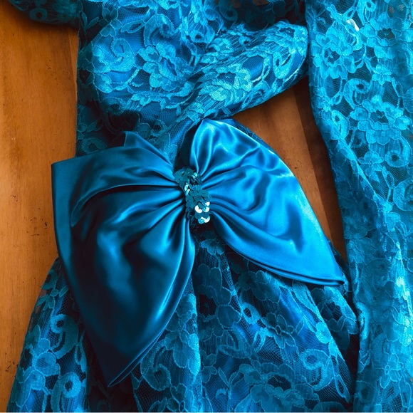 Vintage Blue Green Lace Gown Sequin Details Open Back Sweetheart Big Bow Teal - Picture 8 of 16